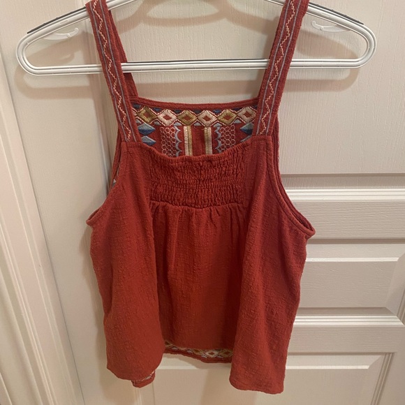 Boho embroidered tank - Picture 3 of 3